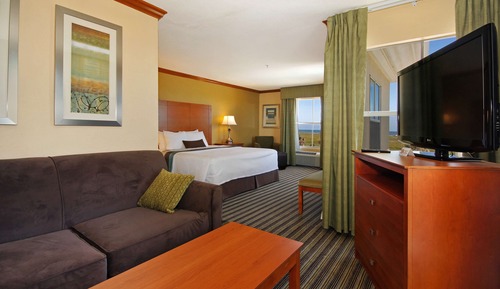 Suite, 1 King Bed, Non Smoking, Ocean View