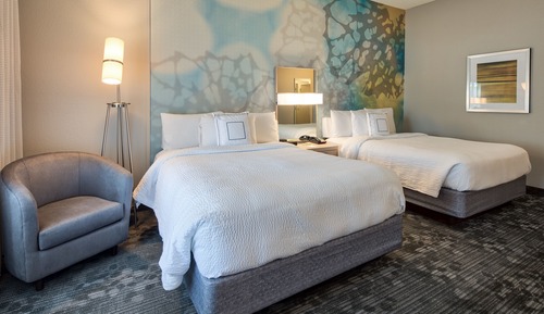 Room, 2 Queen Beds (Mobility Accessible, Tub)