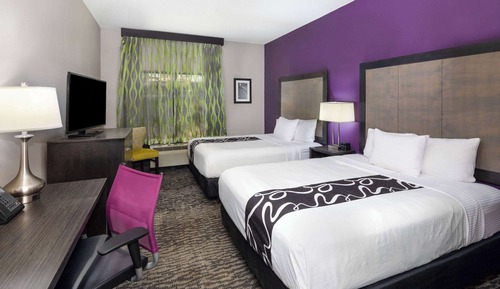Room, 2 Queen Beds, Accessible, Non Smoking (Mobility Accessible)
