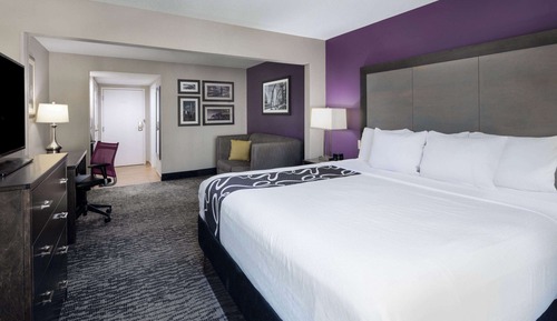 Executive Room, 1 King Bed, Non Smoking