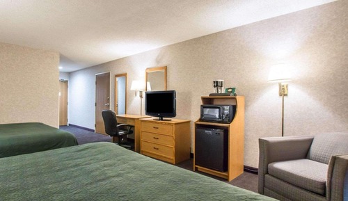 Standard Room, 2 Queen Beds, Accessible, Non Smoking (Roll-In Shower)