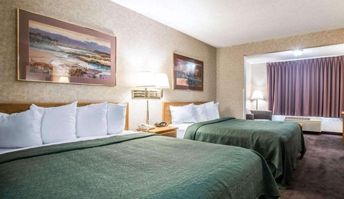 Suite, 2 Queen Beds, Non Smoking