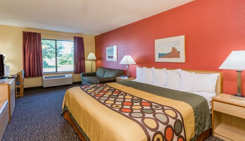 Standard Room, 1 King Bed