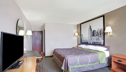 Room, 1 King Bed, Smoking