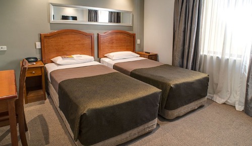 Standard Twin with no Housekeeping 