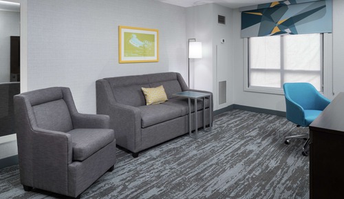Suite, Kitchen (2 King Beds & 1 Sofabed)
