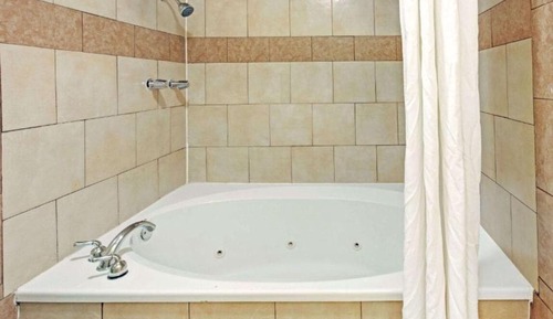 Suite, 1 King Bed, Non Smoking