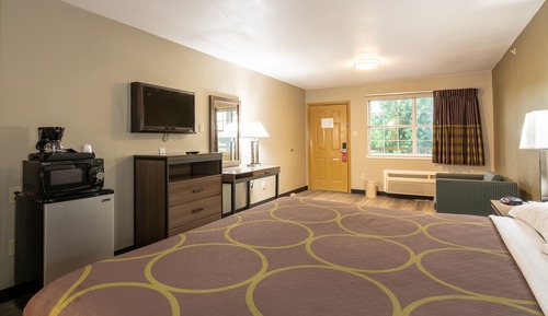 Standard Room, 1 King Bed