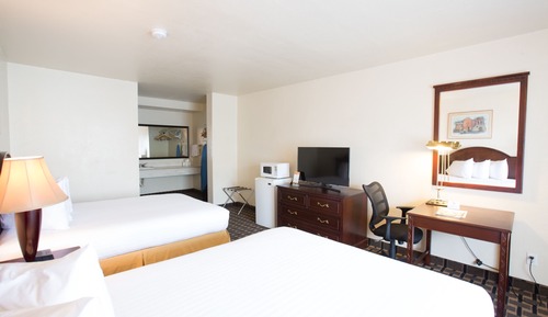 Standard Room, 2 Queen Beds, Non Smoking