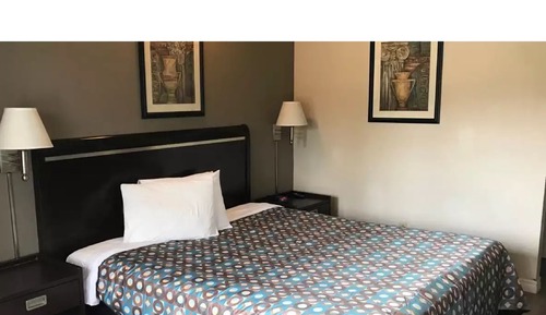 Standard Room, 1 King Bed, Non Smoking
