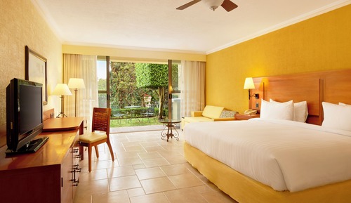 Junior Suite, 1 King Bed, Terrace