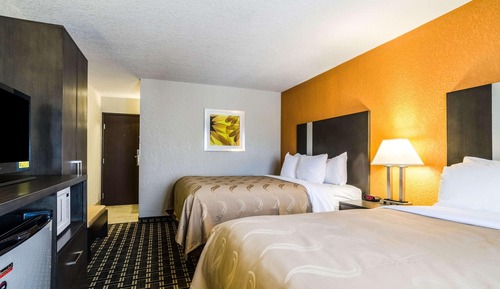 Standard Room, 2 Queen Beds, Non Smoking (Interior Corrider)