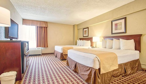 Room, 2 Queen Beds, Non Smoking