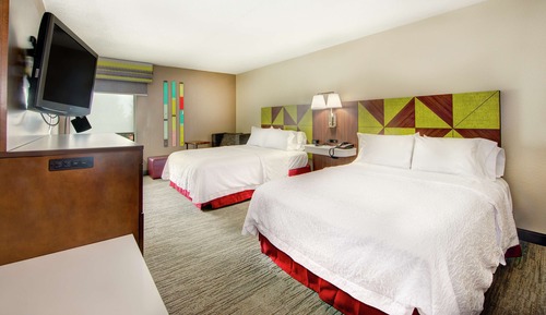 Room, 2 Queen Beds, Accessible, Non Smoking