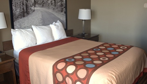 Standard Room, 1 Queen Bed