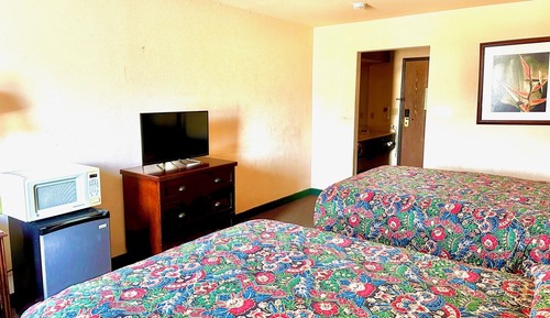 Standard Room, 2 Queen Beds, Smoking