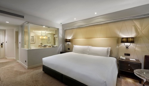 Classic Room, 1 King Bed, City View (Super King)