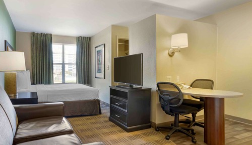 Deluxe Studio Suite