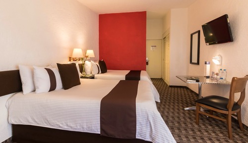 Room (Dog Friendly)