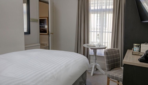 Classic Single Room