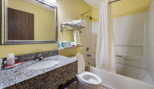 Standard Room, 2 Queen Beds, Non Smoking