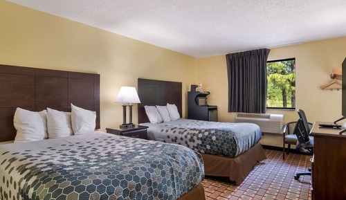 Standard Room, 2 Double Beds, Non Smoking