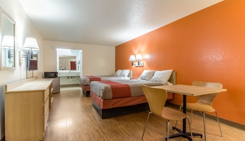Standard Room, 2 Double Beds, Accessible, Smoking