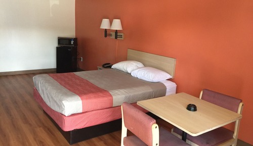 Standard Room, 1 Queen Bed, Smoking