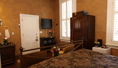 Room, 1 King Bed, Jetted Tub (Lady Helen's Room)