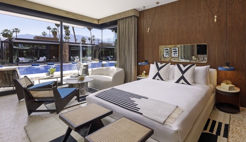 Hermann Premier Pool View Suite