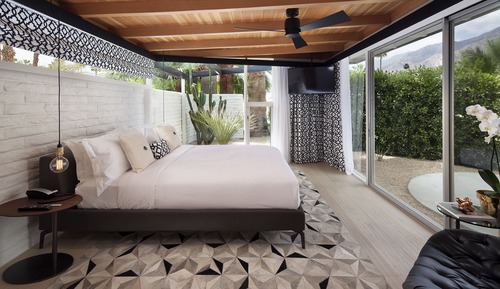 Deluxe Bungalow