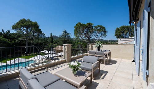 Deluxe Suite, Terrace