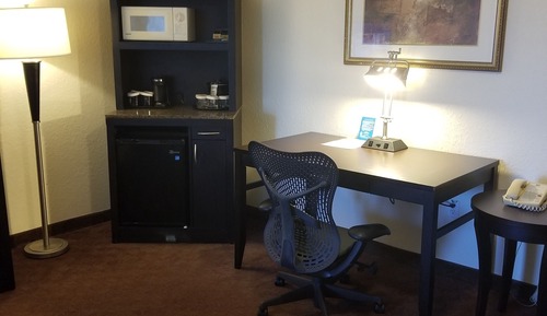 Suite, 1 King Bed with Sofa bed, Non Smoking (Interior Corridor)