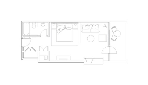 King Junior Suite w/ Balcony