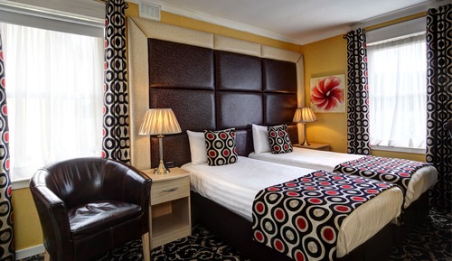 Standard Twin Room