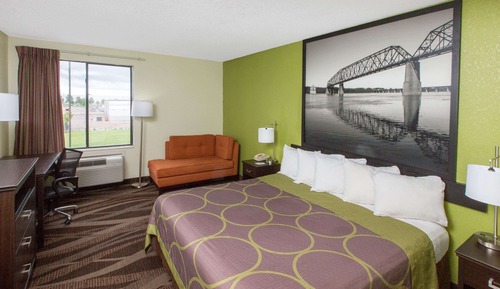 Room, 1 King Bed, Accessible, Non Smoking (Mobility)