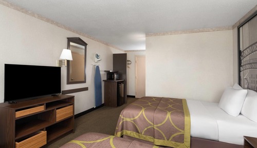 Double Room, 2 Double Beds, Non Smoking (Mobility Accessible)