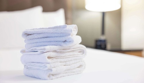Suite, 1 King Bed with Sofa bed, Refrigerator & Microwave (Upper Floor, 2 Oversized Rooms)