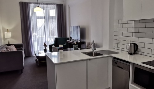 One Bedroom Executive Apartment - Unserviced