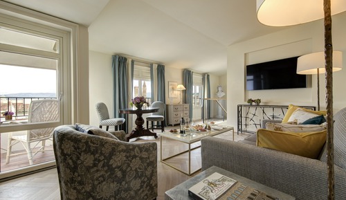 Panoramic Suite