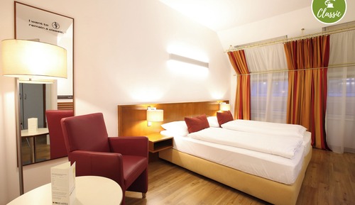 Classic Double or Twin Room