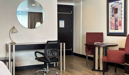 Junior Suite, 2 Queen Beds, Non Smoking