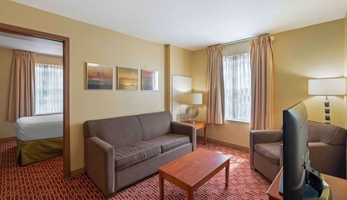 Premium Studio, Non Smoking, Refrigerator & Microwave