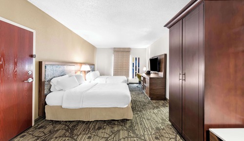 Room, 2 Queens and 1 Sofa Bed, Accessible, Nonsmoking