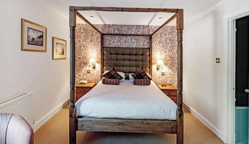 Cosy king room