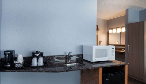 Superior Suite, 1 King Bed, Non Smoking (1 Bedroom)