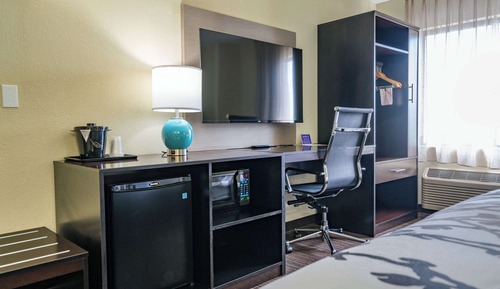 Room, 2 Queen Beds, Non Smoking
