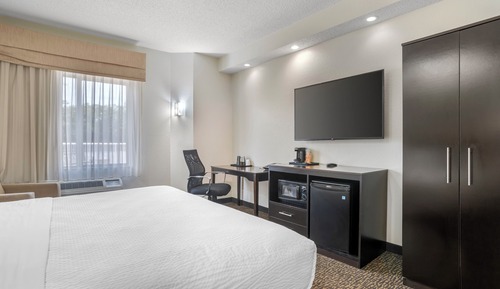 Suite, 1 King Bed, Non Smoking