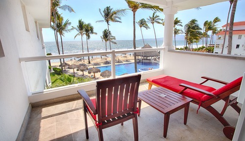 Grand Room, 1 King Bed, Balcony