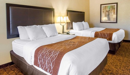 Standard Room, 2 Queen Beds, Non Smoking